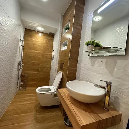 Apartament Uni Time By Lmg *