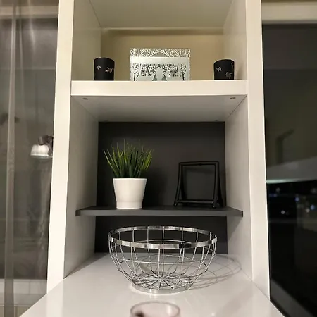 Apartment Uni Time By Lmg